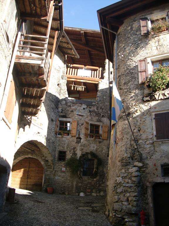 Hotel Garni Al Laghet Tenno Exterior foto